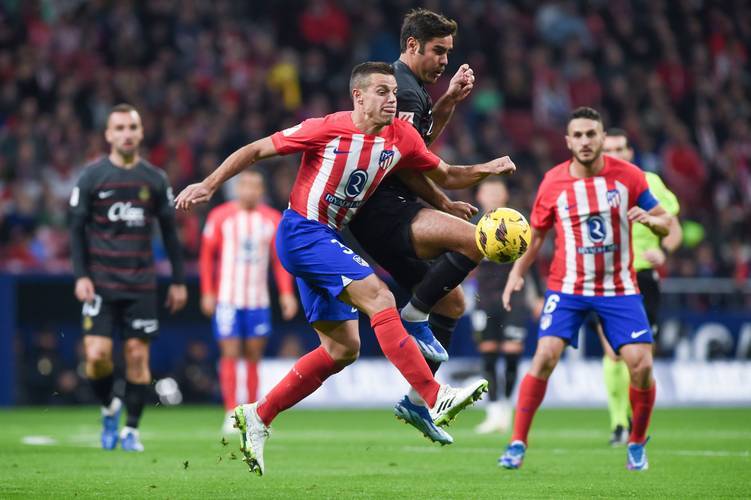 俄罗斯守门员教练：萨福诺夫没有考虑过离开大巴黎