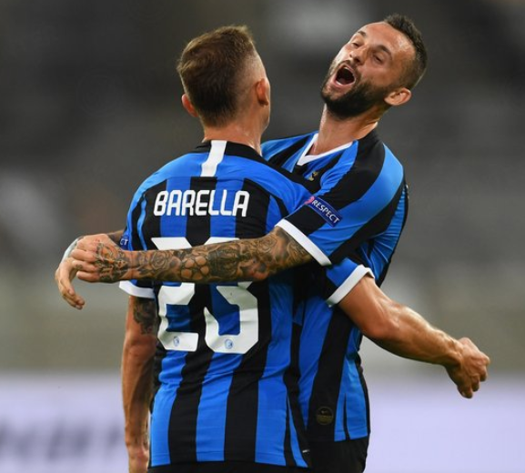 轰36+13+7夺冠！中国男篮又一15岁2米03前锋蹿升：新版小丁太猛