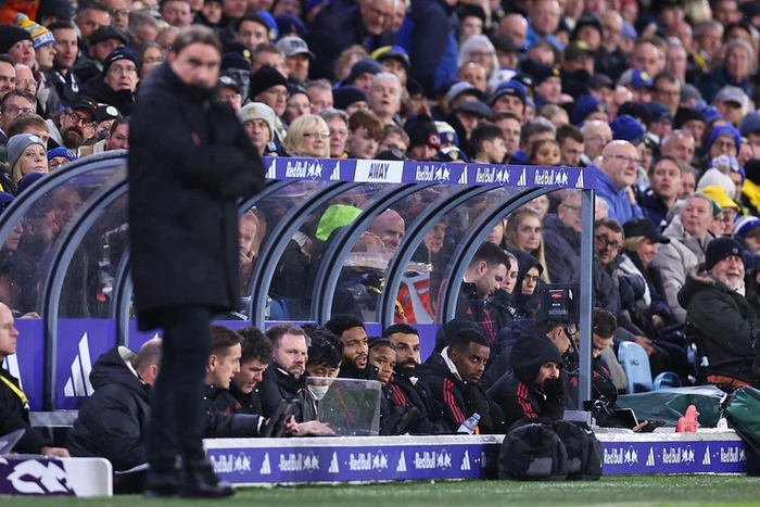 椰子：踢后卫让库普恢复信心；DV9受伤是戴维和奥蓬达的机会