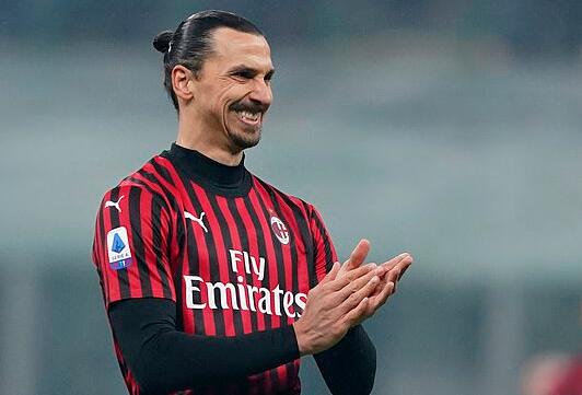 英足总官方：指控热刺后卫罗梅罗被红牌罚下后对裁判做出过激行为（英足总公告：热刺后卫罗梅罗红牌离场后对裁判行为过激，已被指控）