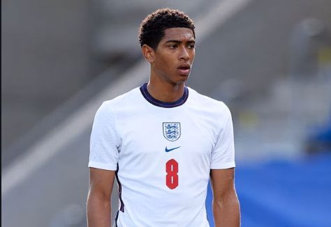 阿森纳客场3-0布拉格斯拉维亚，梅里诺双响，萨卡点射