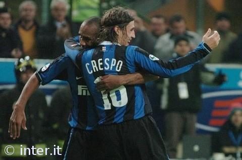 官方：桑德兰签下22岁门将罗埃夫斯，为其夏窗第8笔引援